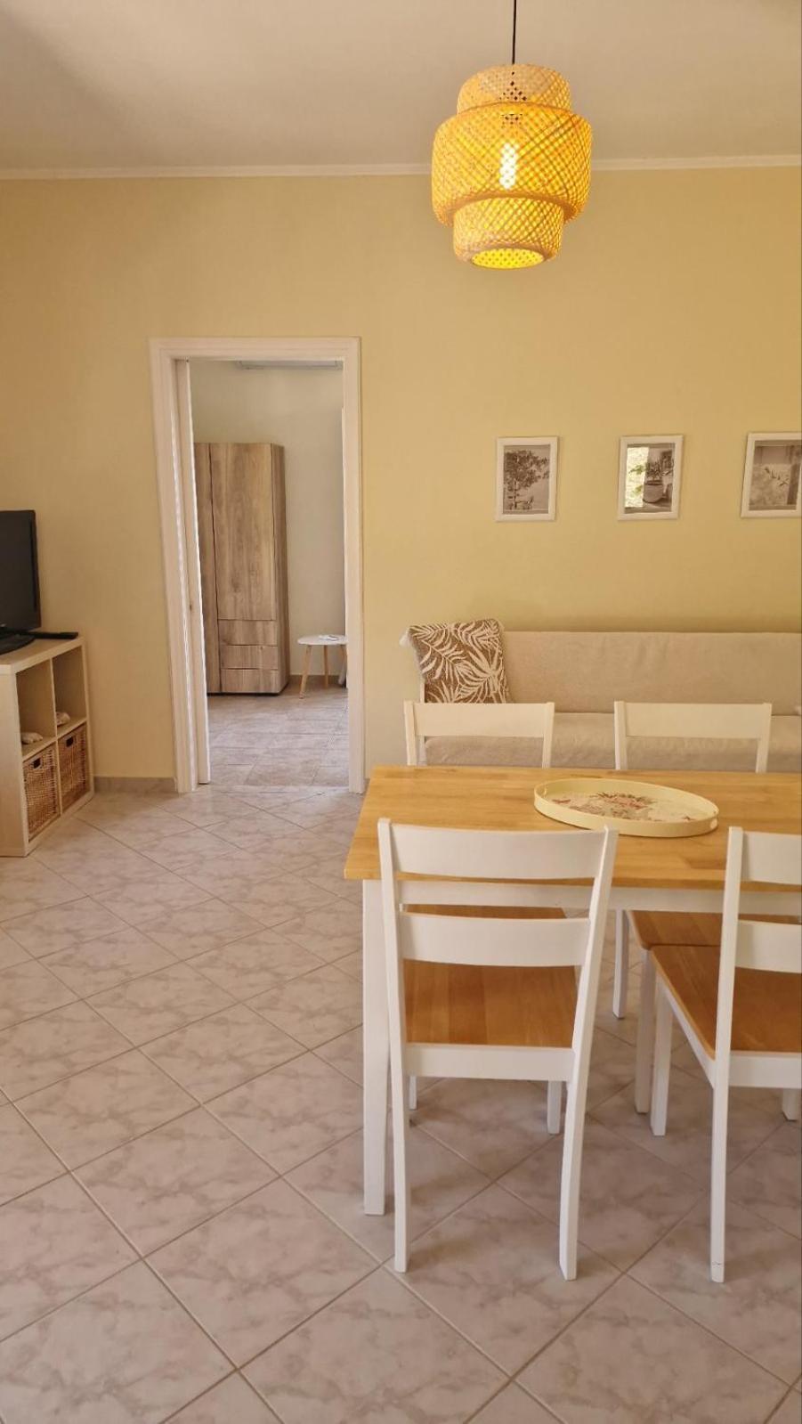 Efi Loutses Apartment *