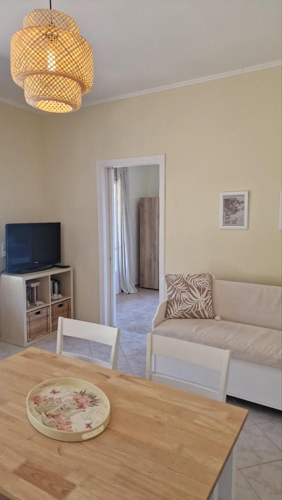 Apartament Efi Loutses *
