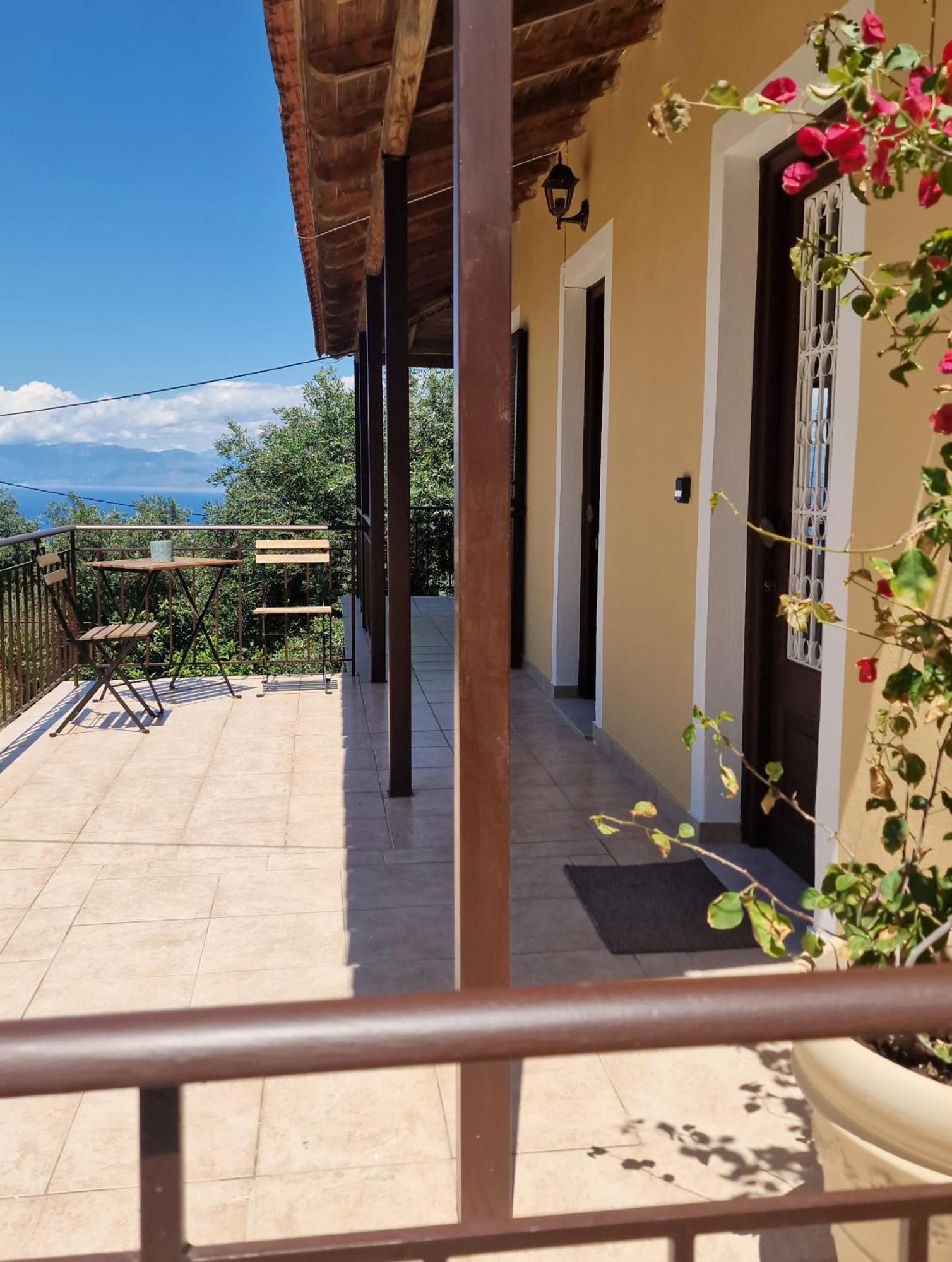 Apartment Efi Loutses Anapaftíria