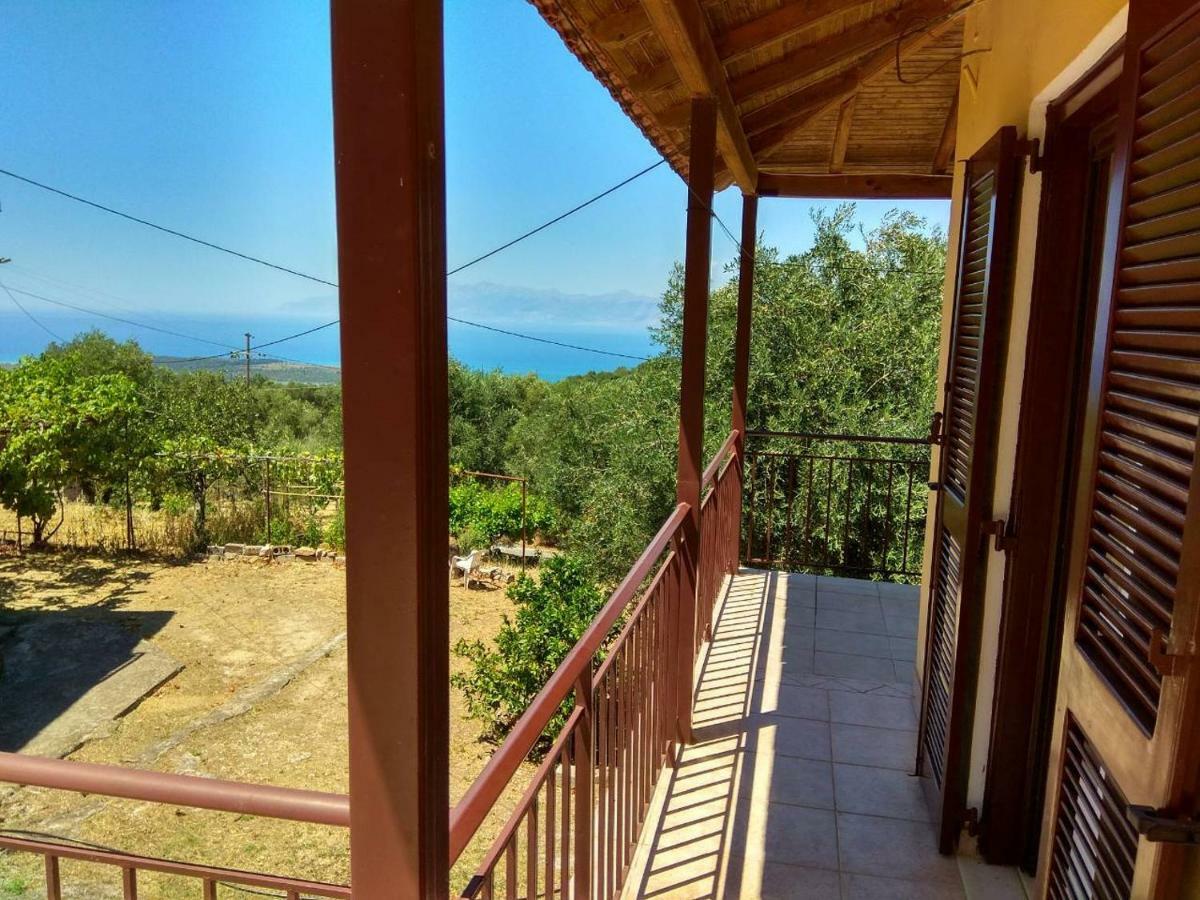 Apartament Efi Loutses *